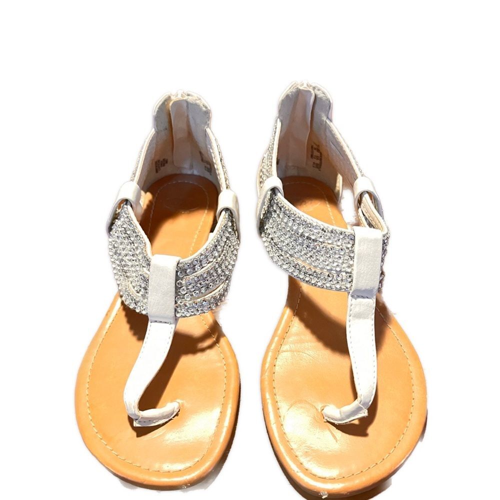 SM New York White Sandals with Rhinestone Detailing Back Zipper Size 9